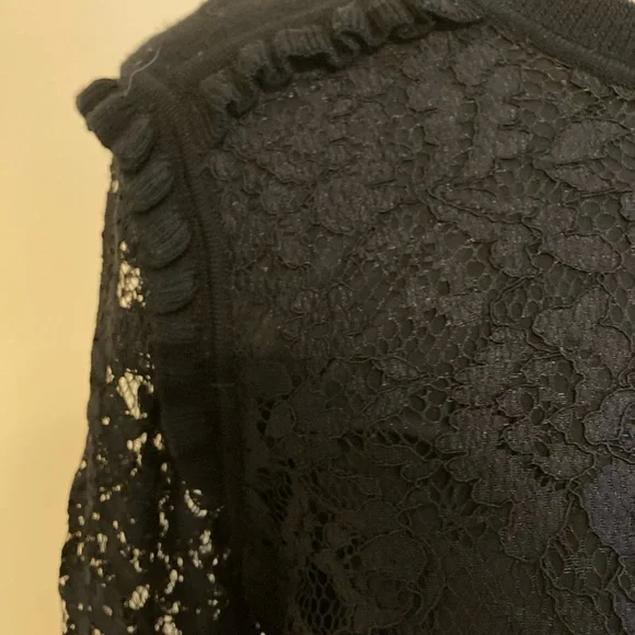 Tory Burch Black Lace and Knit Sweater Top Size Medium - Picture 3 of 11